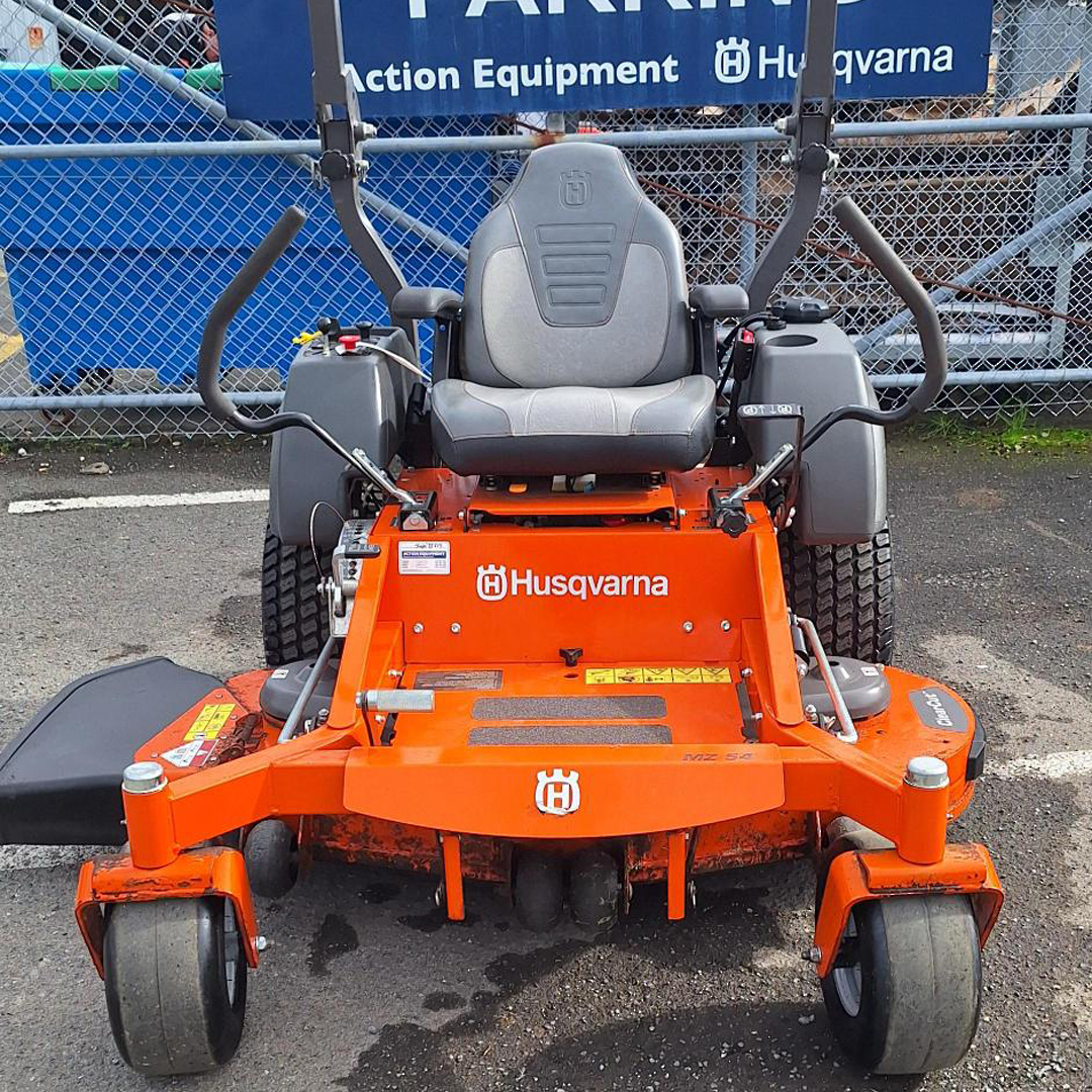 USED Husqvarna MZ54 Zero-Turn Mower with 54" Side Discharge Deck image 1